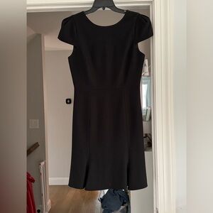 Elegant Black Cap Sleeve Dress